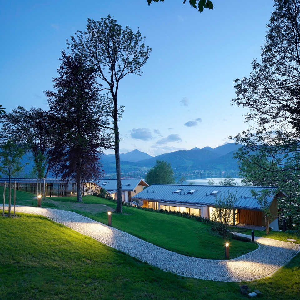 Außenansicht der Appartements im Alpenchalet des Hotels am Tegernsee